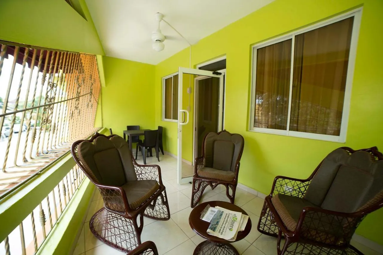 Hostel Hotel Enrique I Gazcue, Bed And Breakfast Santo Domingo