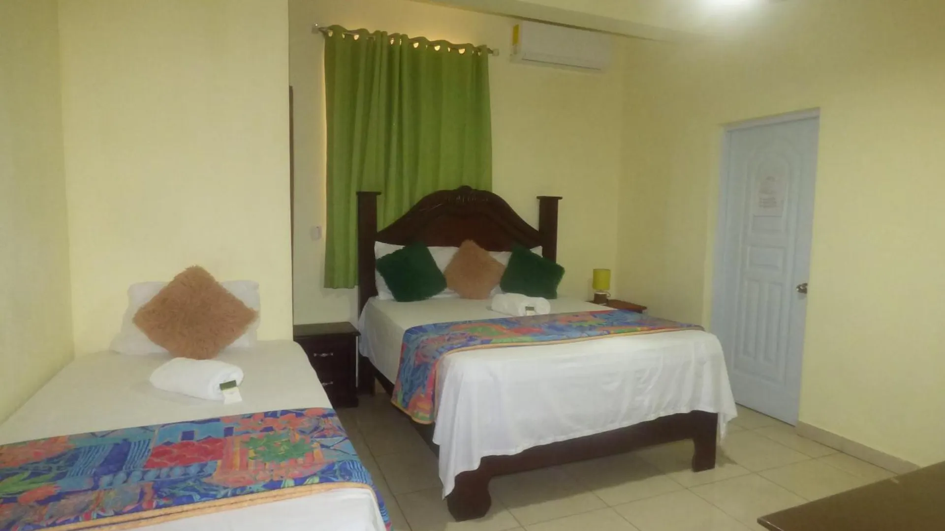 Hostel Hotel Enrique I Gazcue, Bed And Breakfast Santo Domingo Dominikai Köztársaság