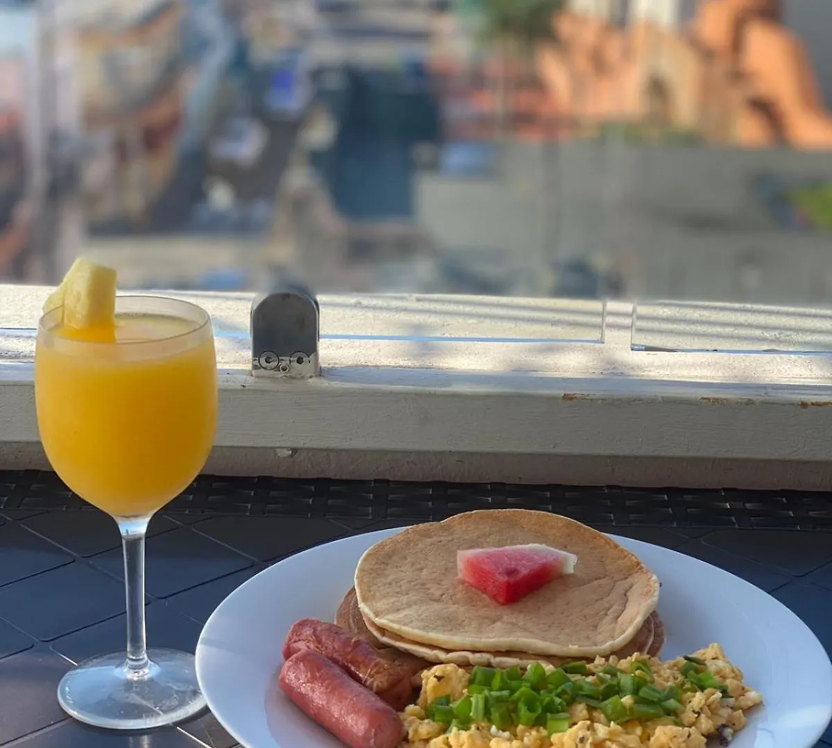 Hostel Hotel Enrique I Gazcue, Bed And Breakfast Santo Domingo Dominican Republic