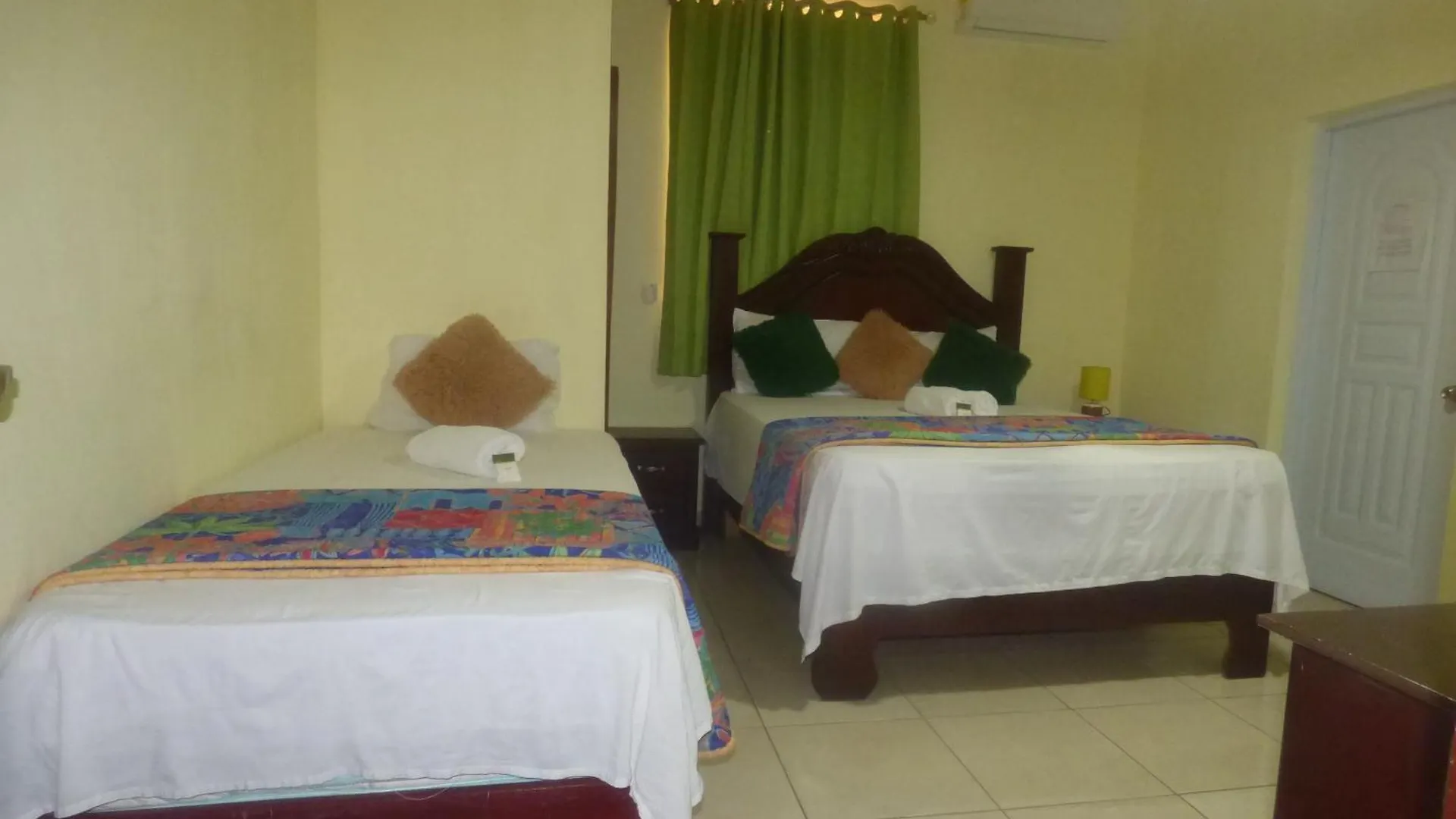 Hotel Enrique I Gazcue, Bed And Breakfast Santo Domingo 0*,  Dominican Republic