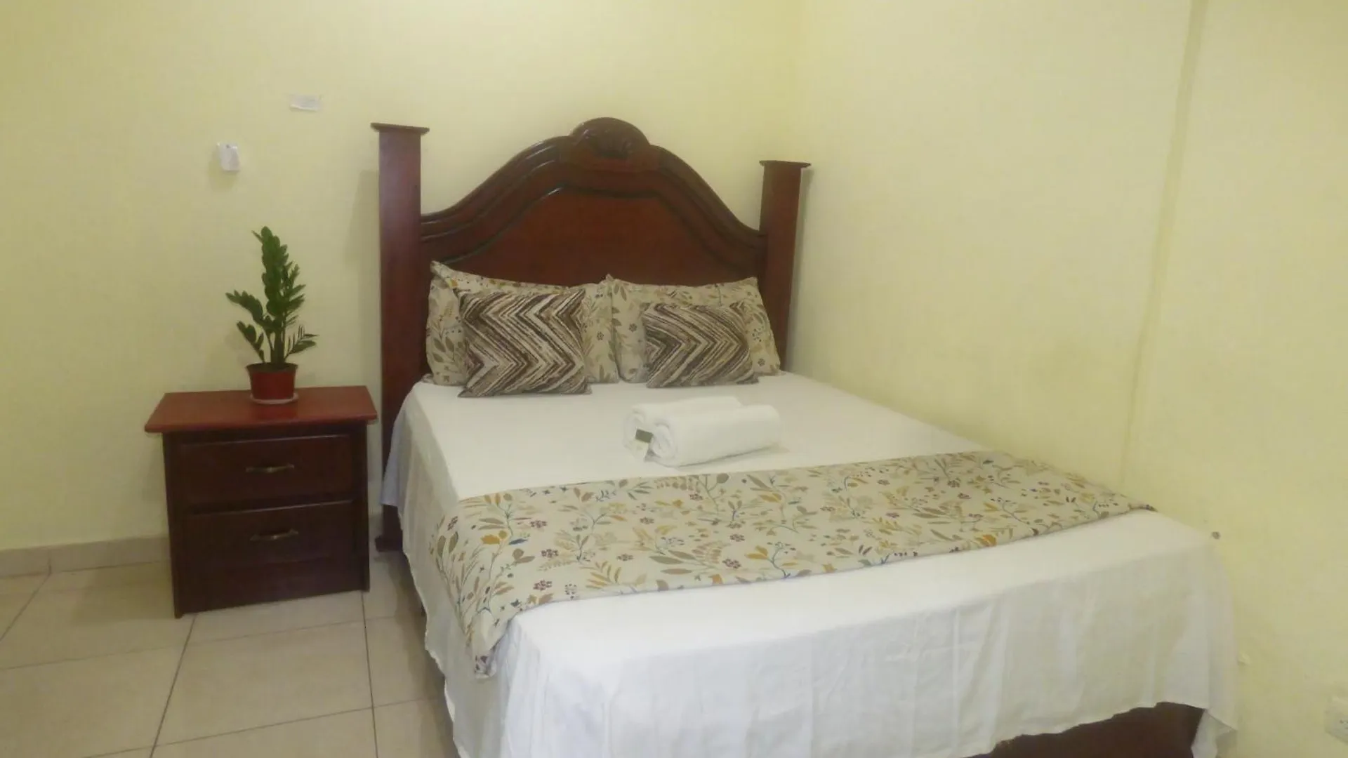 Hotel Enrique I Gazcue, Bed And Breakfast Santo Domingo