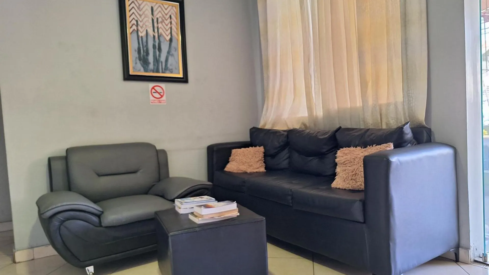 Hotel Enrique I Gazcue, Bed And Breakfast سانتو دومينجو 0*,  جمهورية الدومينيكان