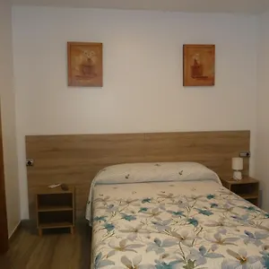  Guest house Casa Fermina- A 2 De Pistas De Esqui Spain